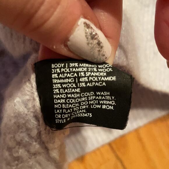 Club Monaco alpaca sweater powder blue medium - Picture 9 of 10